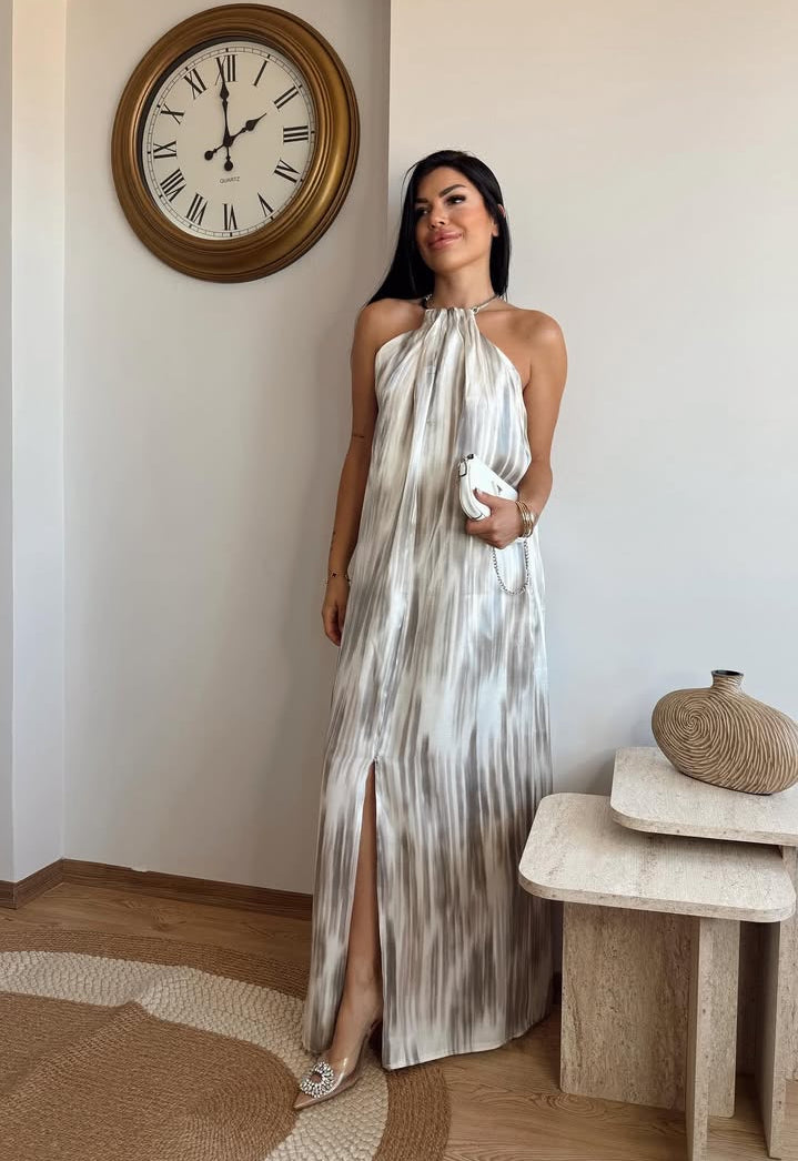 Kolye Detaylı Elbise