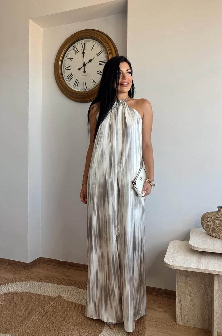 Kolye Detaylı Elbise